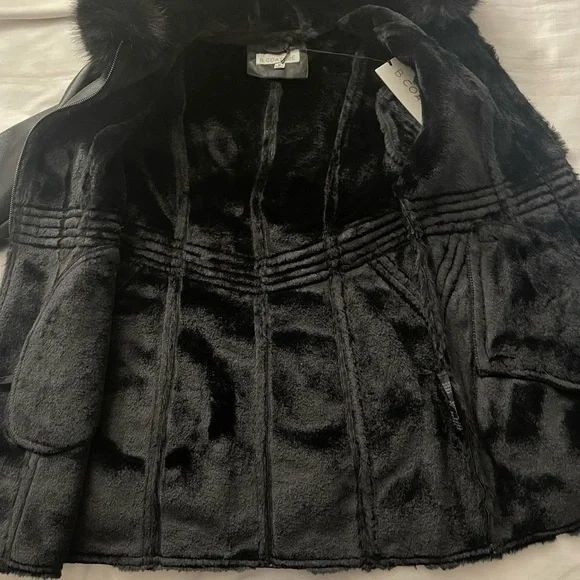 Black PU leather long jacket with sherpa lining removable faux fur on hoodie - Picture 13 of 14